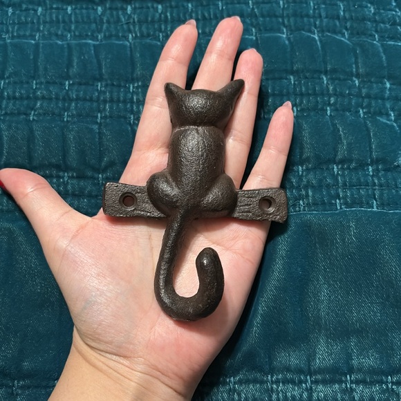 Cast Iron Cat Key Hook Wall Hanger - Picture 4 of 6